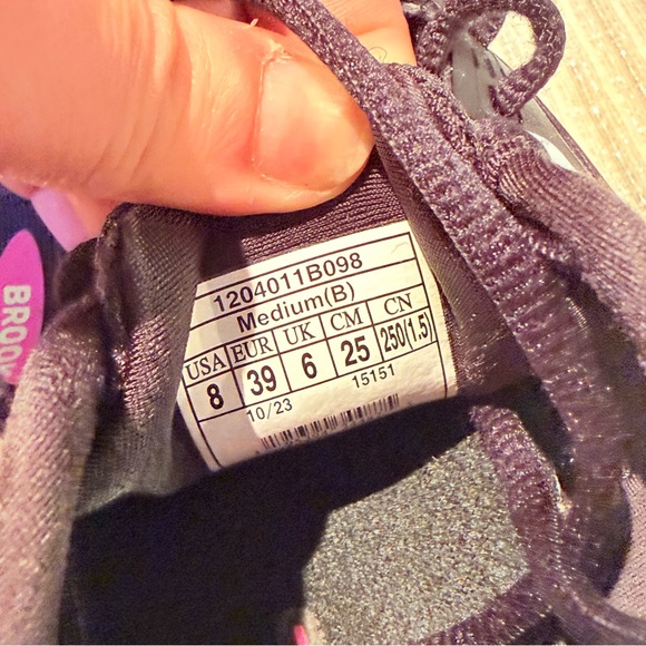Brooks Womens Ghost 16, Black/Pink Size 8 - Picture 5 of 6